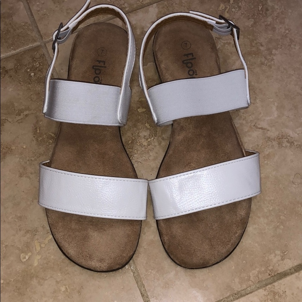 Floopi Comfort Sandals - Picture 2 of 5